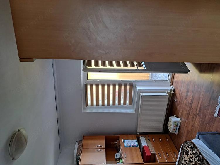 Apartament cu 2 camere decomandat în 1 Mai
