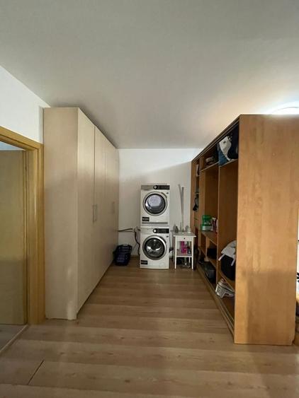 Casă cu 4 camere cu Teren 100 Mp în Central