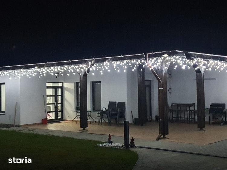 Casă cu 7 camere cu Teren 1500 Mp în Nojorid