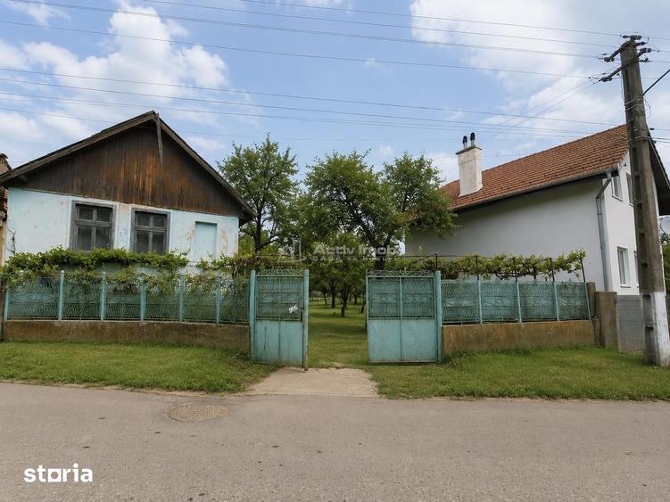Casă cu 2 camere cu Teren 2112 Mp în Apoldu de Jos
