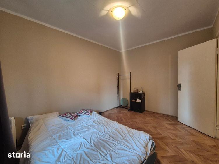 Apartament cu 2 camere semidecomandat în Calea București