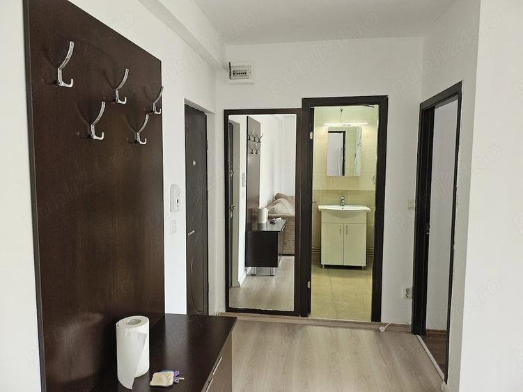 Apartament cu 2 camere semidecomandat în Baciu