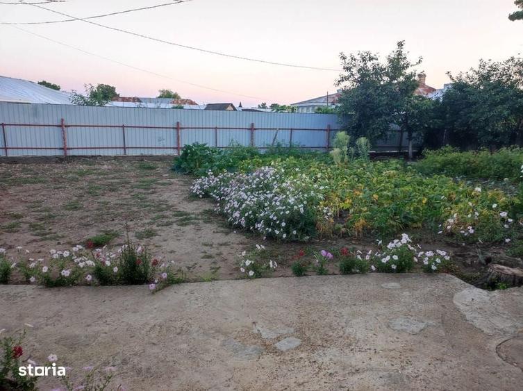 Casă cu 4 camere în Matca
