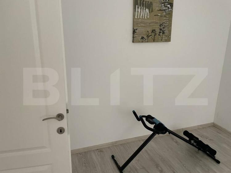 Apartament cu 3 camere decomandat, mobilat în Cârcea