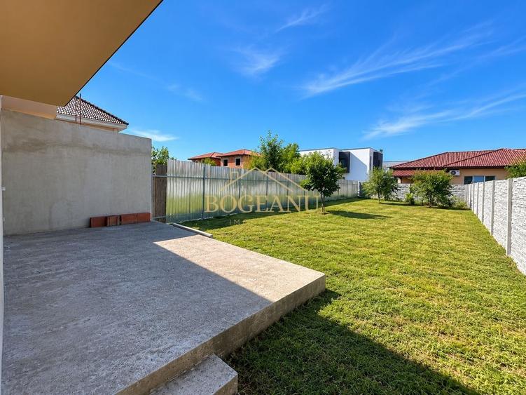 Duplex cu 4 camere cu Canalizare în Dumbrăvița