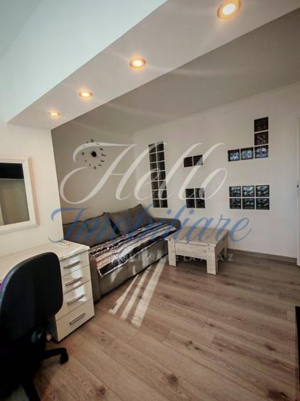 Apartament cu 3 camere decomandat în Florești