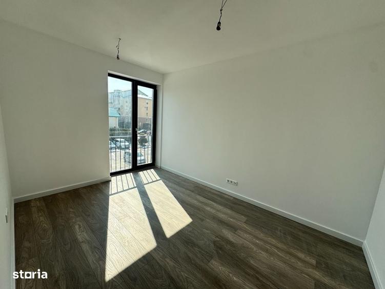 Casă cu 4 camere în Glina
