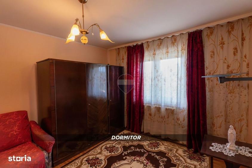 Casă cu 4 camere în Ciocotiș