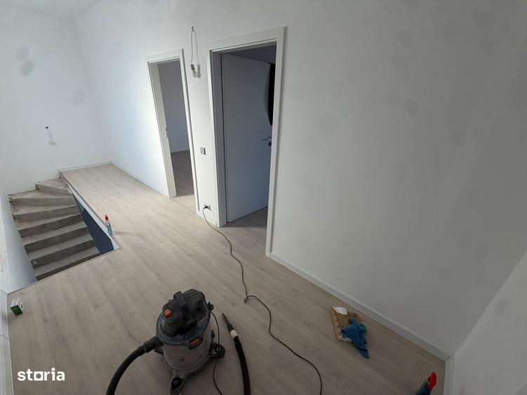 Casă cu 3 camere cu Teren 100 Mp în Central