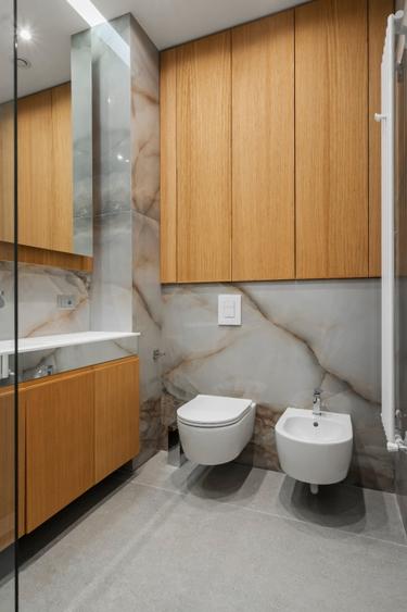 Apartament cu 3 camere decomandat în Arcul de Triumf