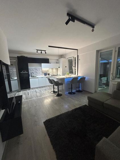 Apartament 3 camere cu curte - 6