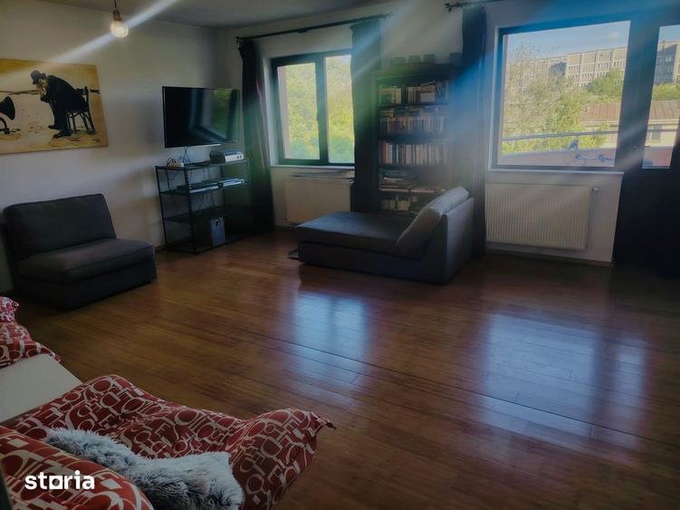 Apartament cu 4 camere, mobilat în Colentina
