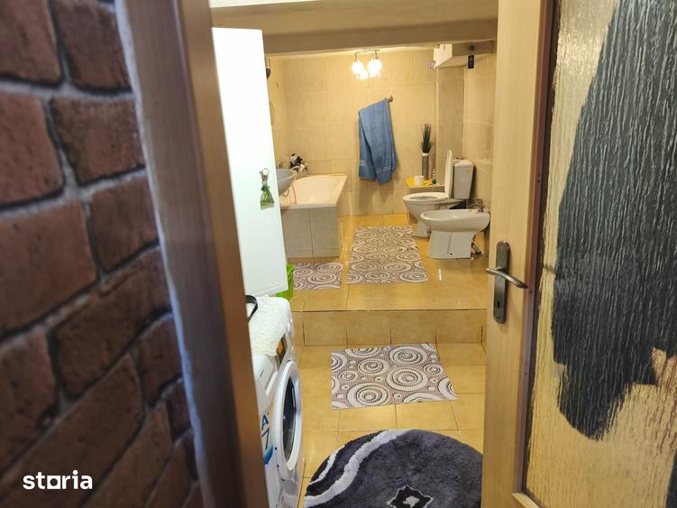 De vanzare casa cu etaj , zona Top Med si Nova Vita - 9
