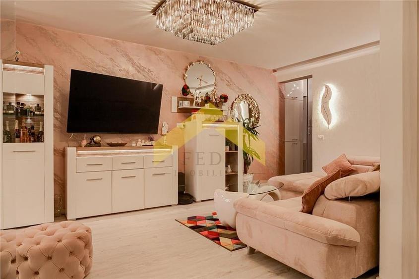 Apartament cu 3 camere decomandat, mobilat în UTA