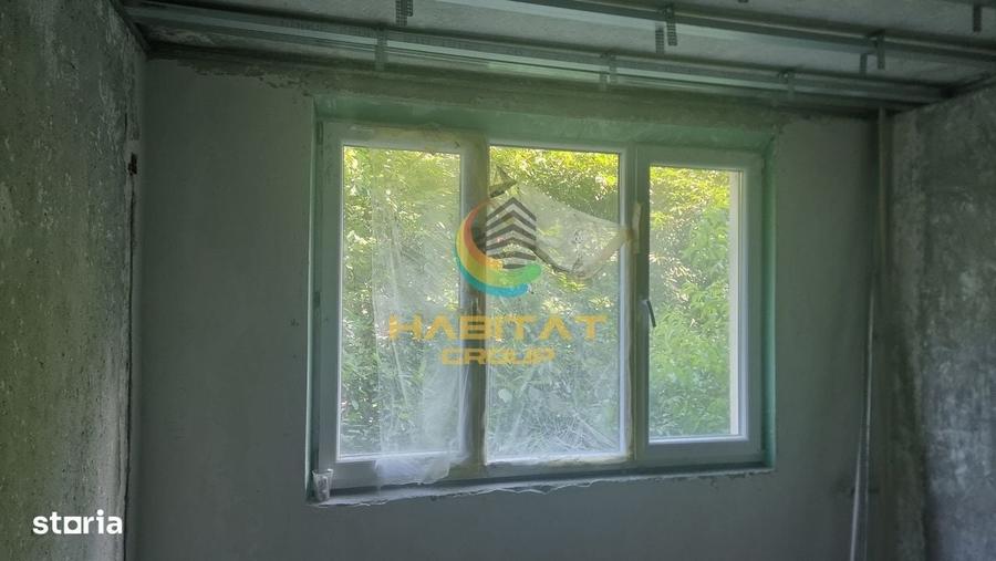 Apartament cu 4 camere decomandat în Drumul Găzarului