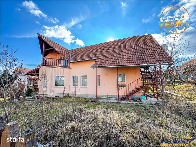 Pretabila si pentru 2familii:Vila duplex, Chilieni, Sfantu Gheorghe,6 - 5