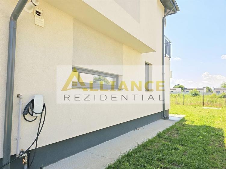 Duplex cu 3 camere decomandat cu Canalizare în Berceni