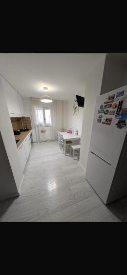 Apartament cu 3 camere decomandat în Chișinau