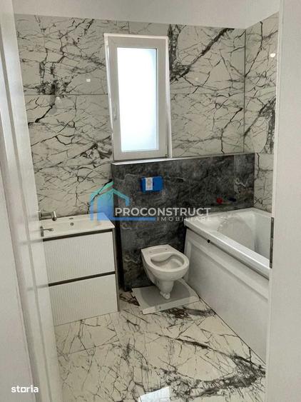 Casă cu 3 camere decomandat cu Teren 667 Mp în Central