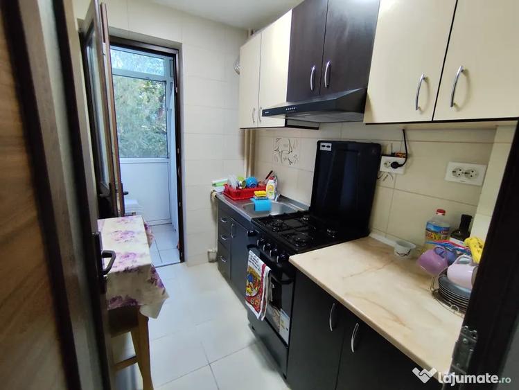 Inchiriez apartament Podu Ro? 2 camere - 4