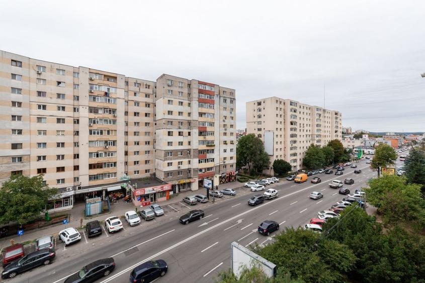 Apartament cu 3 camere decomandat în Nord