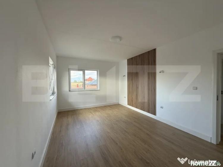 Casă cu 4 camere cu Teren 390 Mp în Botiz