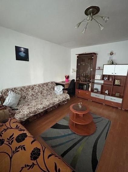 De vanzare Apartament 2 Camere Drumul Sarii - 13 Septembrie - 3