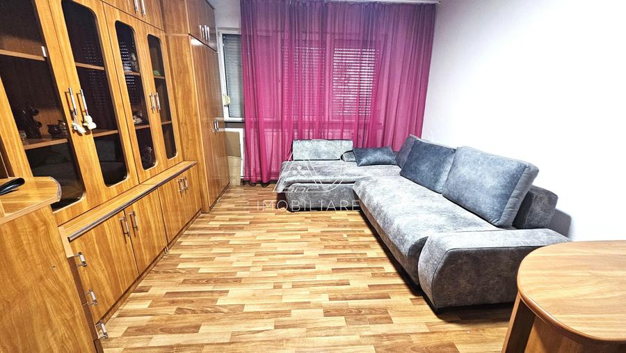 Apartament cu 2 camere decomandat în 9 Mai
