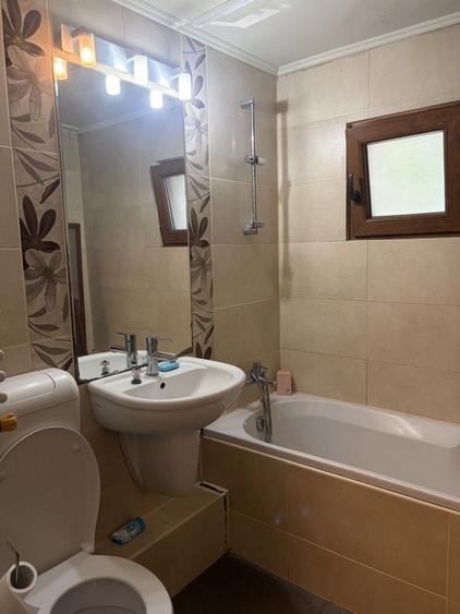 Apartament cu 2 camere decomandat în Decebal
