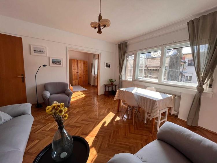 Apartament cu 2 camere decomandat în Cișmigiu