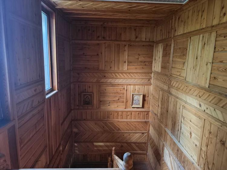 Casă cu 4 camere cu Teren 1740 Mp în Central