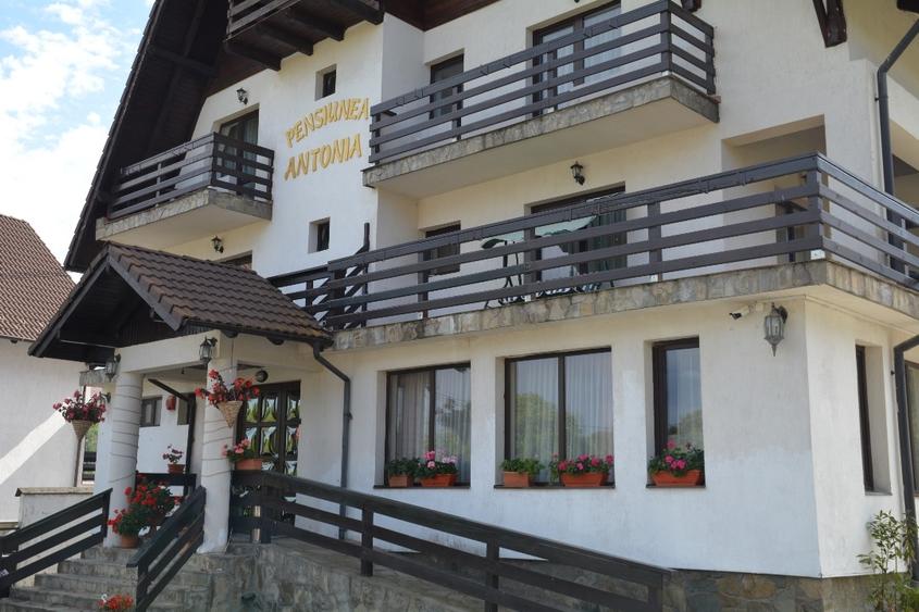 Hotel/Pensiune, de 15 mp, în Bran