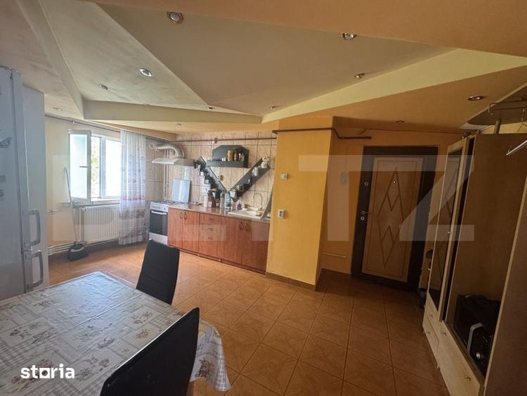 Apartament cu 3 camere decomandat în George Enescu