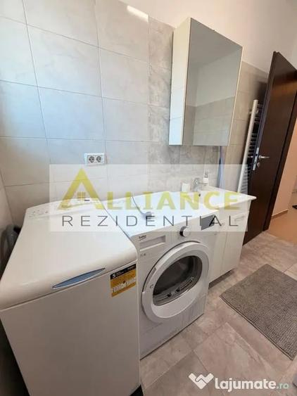 Apartament cu 3 camere decomandat în Metalurgiei
