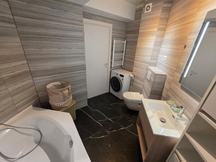 Apartament cu 2 camere decomandat în Pipera