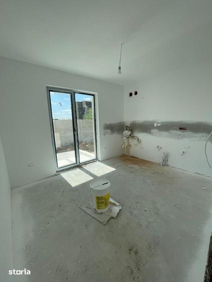 Casă cu 5 camere cu Teren 254.4 Mp în Ghencea