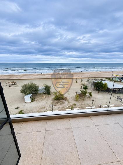 Apartament cu 3 camere decomandat, mobilat în Nord