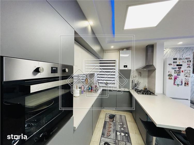 Apartament cu 3 camere în Șelimbăr