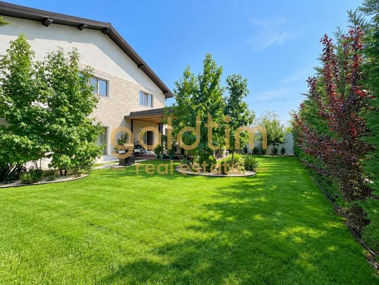 Duplex cu 5 camere cu Canalizare în Corbeanca