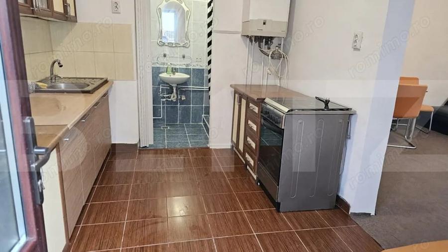 Apartament cu 2 camere semidecomandat, mobilat în Odobescu