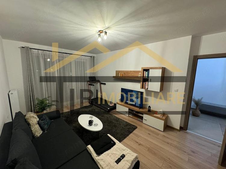 Apartament cu 2 camere decomandat în Libertății