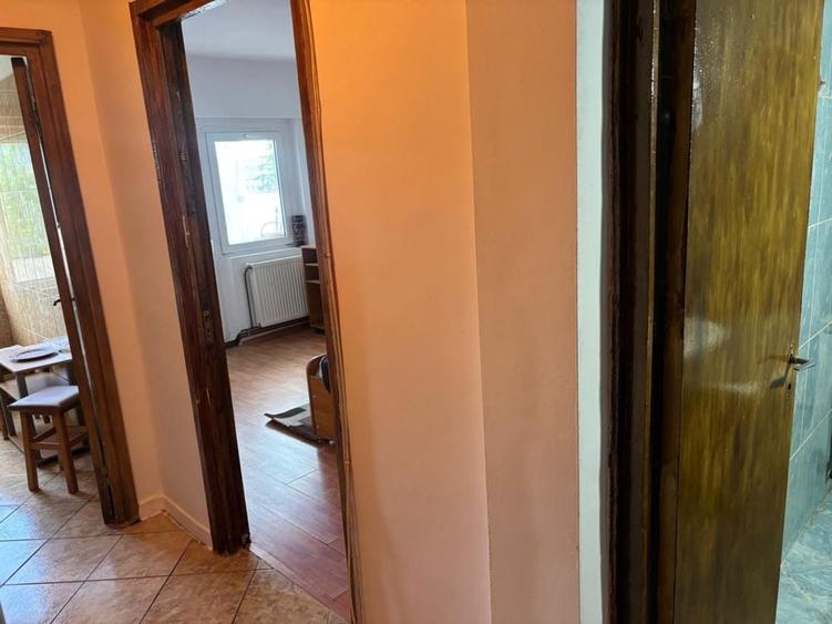 Garsonieră decomandată în Central