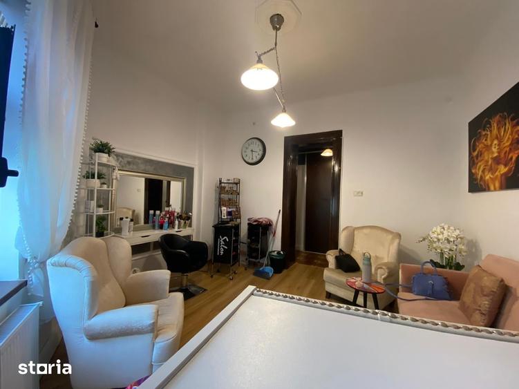 Apartament cu 4 camere, mobilat în Dacia