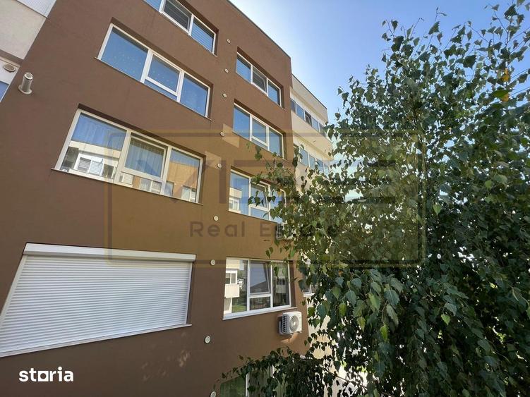 Apartament cu 3 camere, mobilat în Păcurari