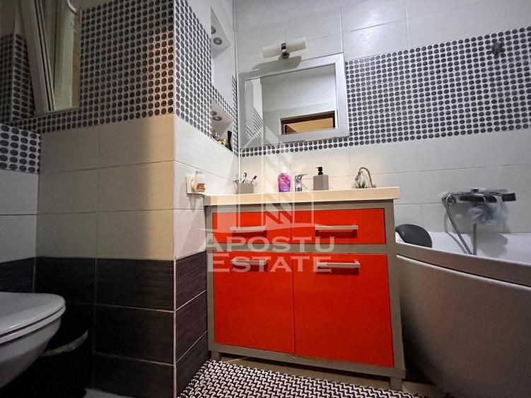 Apartament cu 3 camere semidecomandat, mobilat în Odobescu