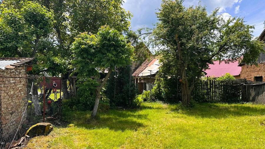 Casă cu 2 camere cu Teren 660 Mp în Fofeldea