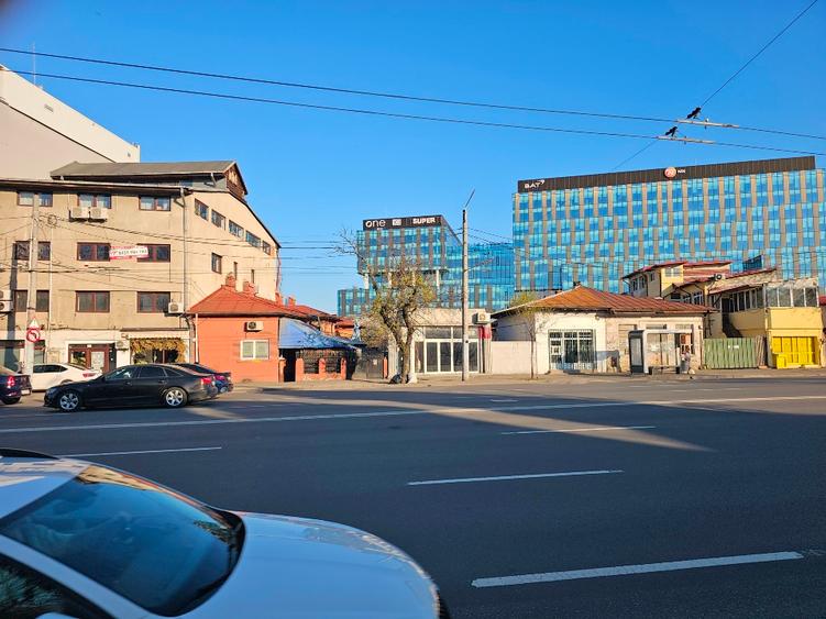 Casă individuală cu 4 camere cu Teren 330 Mp în Drumul Sării
