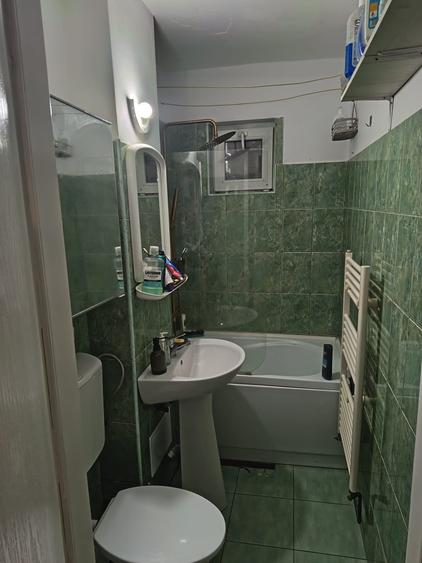 Apartament cu 2 camere semidecomandat în Est