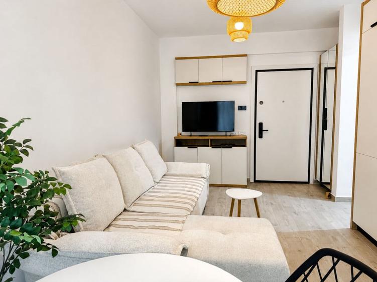 Apartament cu 3 camere decomandat în Nord