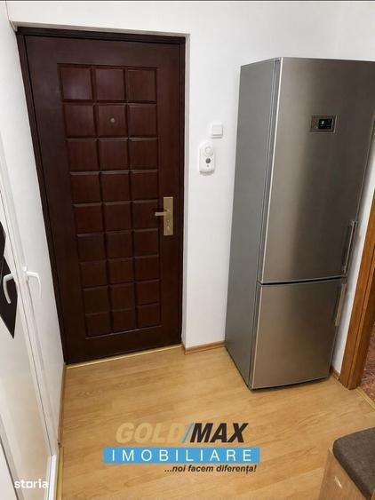 Apartament cu 3 camere în Craiovei